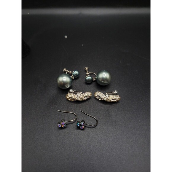 Lot of 3 Pairs of different Earrrings - Picture 1 of 10